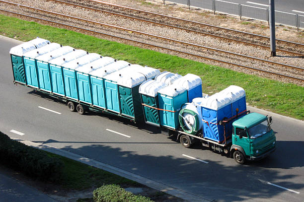 Best Portable restroom trailer rental  in Poinciana, FL